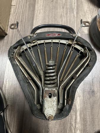 This is a visual of a vespa 50’s seat