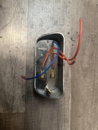 This is a pictorial representation of a vespa allstate tail light
