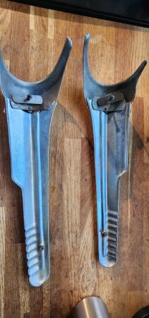 This is a pictorial representation of a vigano lambretta ld embellishers
