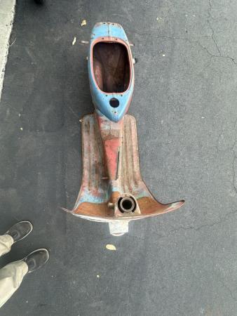 This is a visual record of a vespa rally200 1976 frame